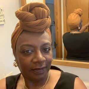 Meet your Posher, Rae